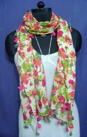 moderna Tryckta Halsdukar